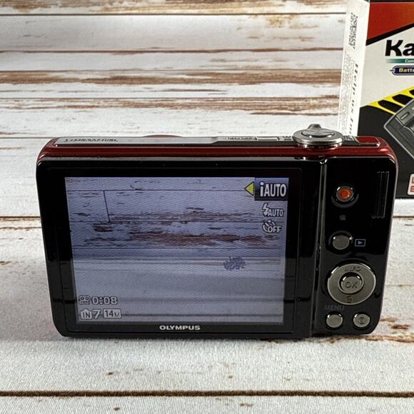 Olympus VR-320 14.0MP Digital Camera Red w/ Battery & Charge Pixel Spot Issue - Picture 6 of 7